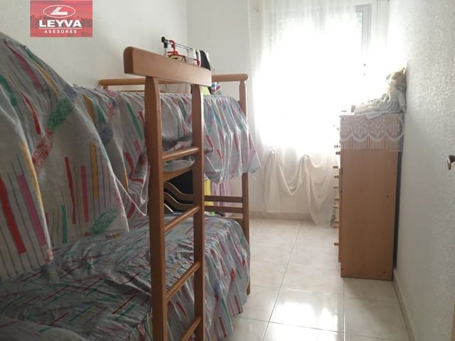 8 sovrum Lägenhet till salu i Puerto de Mazarron, Mazarrón med garage - 165 000 € (Ref: 7807742)