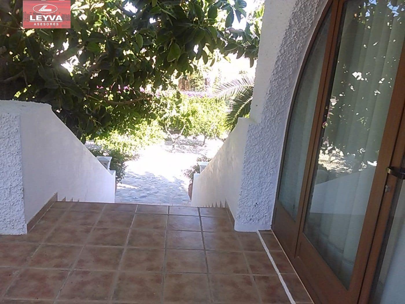 4 soveværelse Villa til salg i Isla Plana med swimmingpool - € 950.000 (Ref: 7807745)