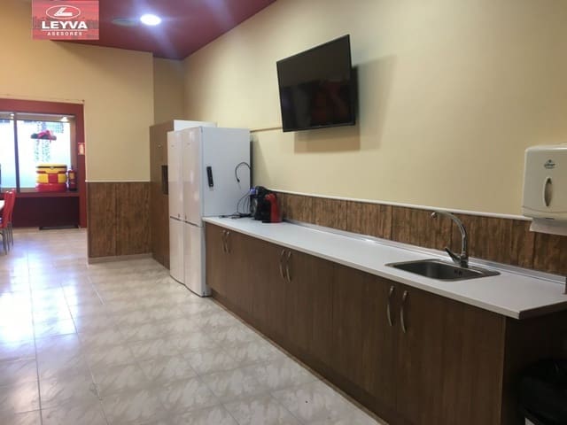 Commercial for sale in Mazarrón - € 90,000 (Ref: 7807751)