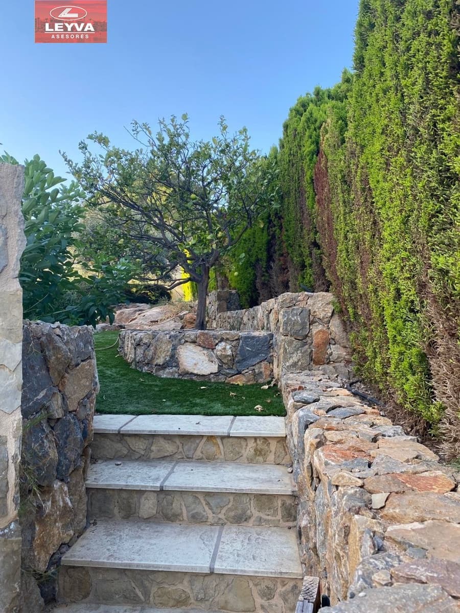 5 soveværelse Villa til salg i Isla Plana med swimmingpool - € 1.300.000 (Ref: 7807791)