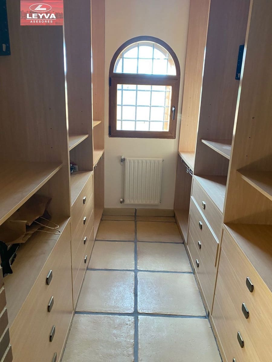 5 soveværelse Villa til salg i Isla Plana med swimmingpool - € 1.300.000 (Ref: 7807791)