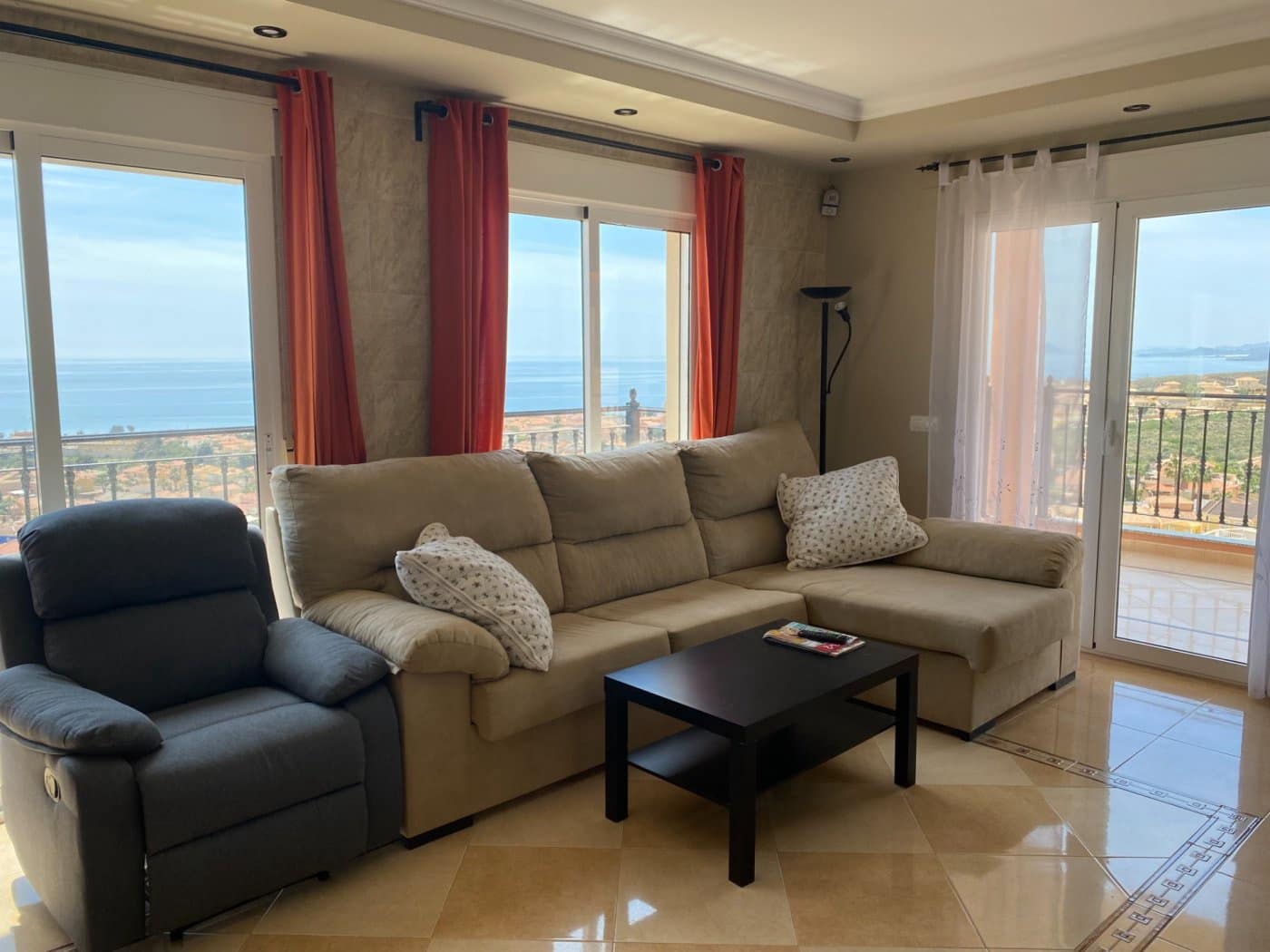 6 makuuhuone Huvila myytävänä paikassa Puerto de Mazarron mukana uima-altaan - 590 000 € (Ref: 7807796)