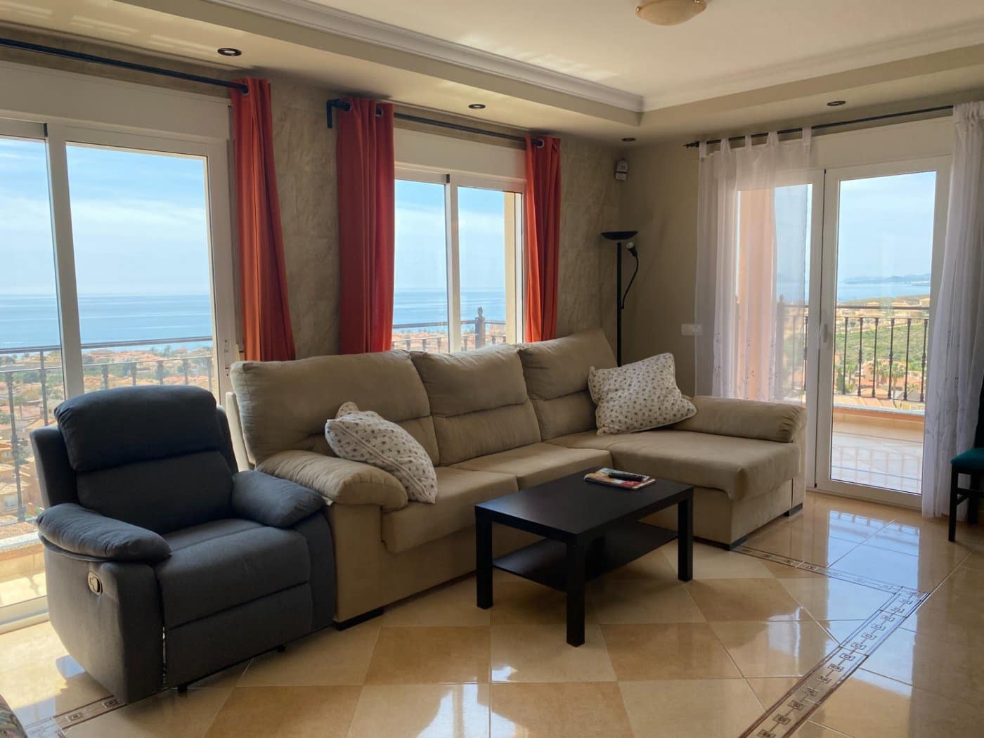 6 makuuhuone Huvila myytävänä paikassa Puerto de Mazarron mukana uima-altaan - 590 000 € (Ref: 7807796)