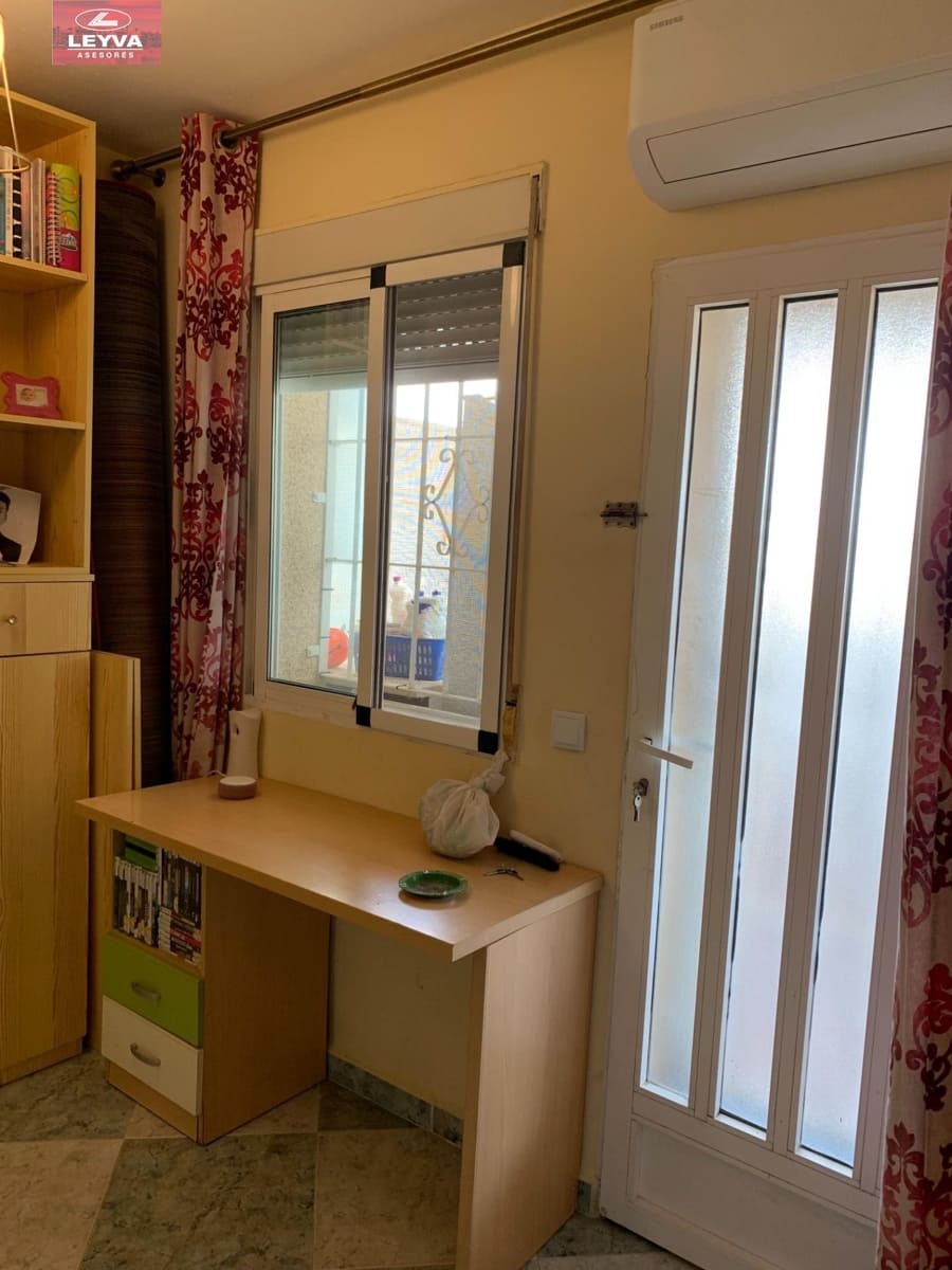 Apartamento de 3 habitaciones en Puerto de Mazarron en venta - 133.000 € (Ref: 7807846)