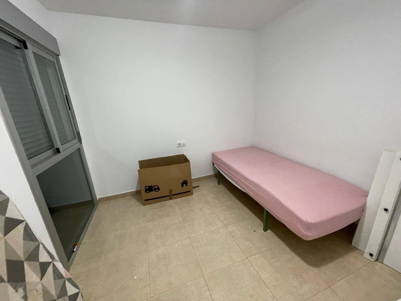 2 makuuhuone Huoneisto myytävänä paikassa Alamillo mukana uima-altaan 
autotalli - 155 000 € (Ref: 7807849)