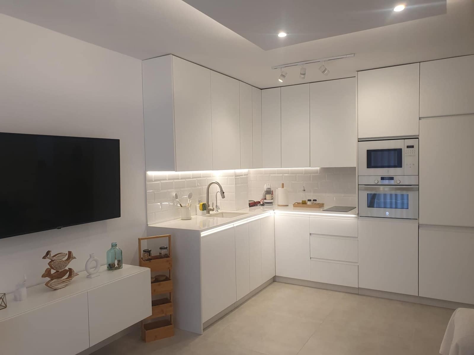 3 bedroom Apartment for sale in Puerto de Mazarron with pool - € 198,000 (Ref: 7863027)