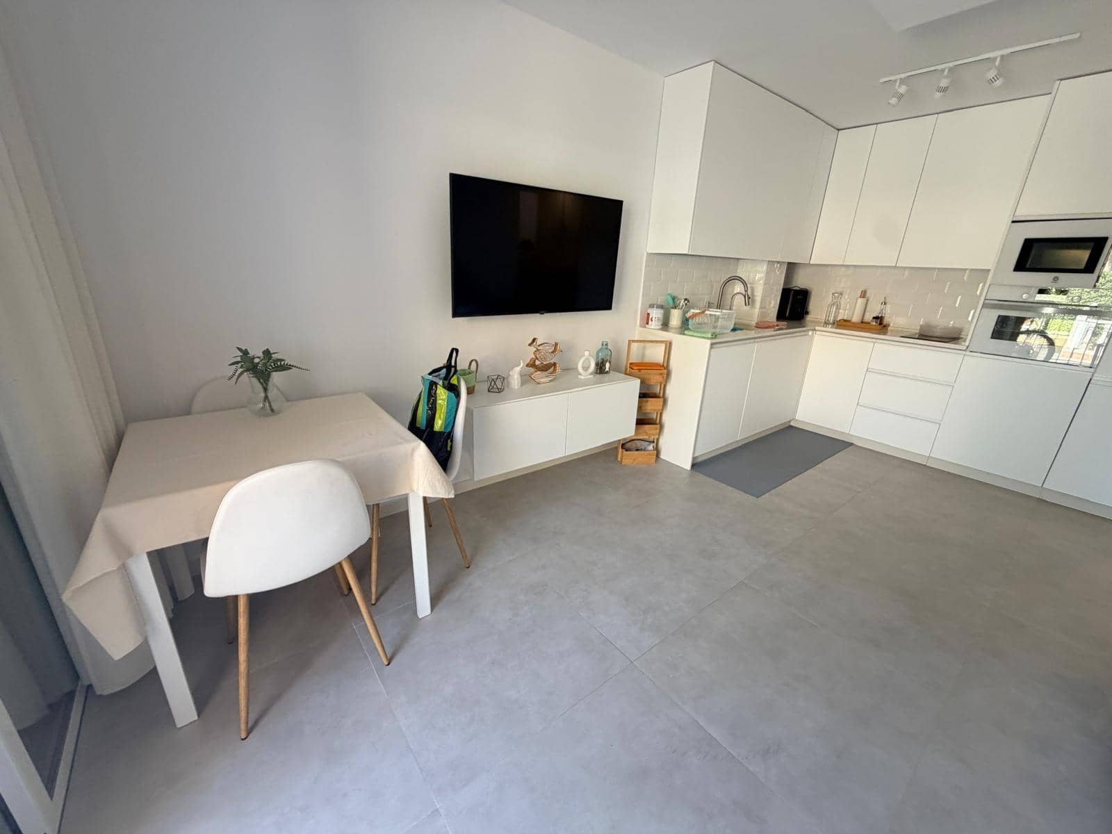 3 bedroom Apartment for sale in Puerto de Mazarron with pool - € 198,000 (Ref: 7863027)