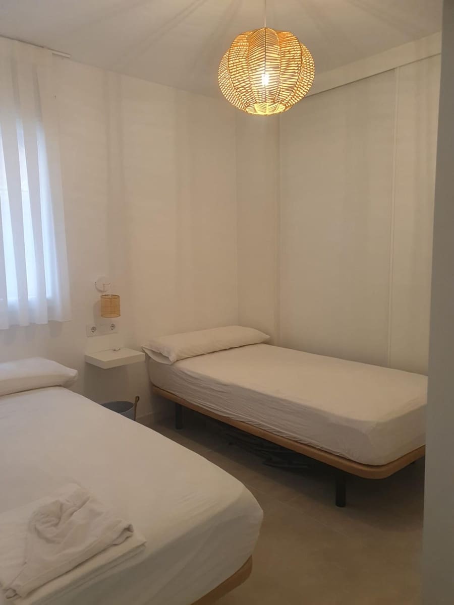 3 bedroom Apartment for sale in Puerto de Mazarron with pool - € 198,000 (Ref: 7863027)