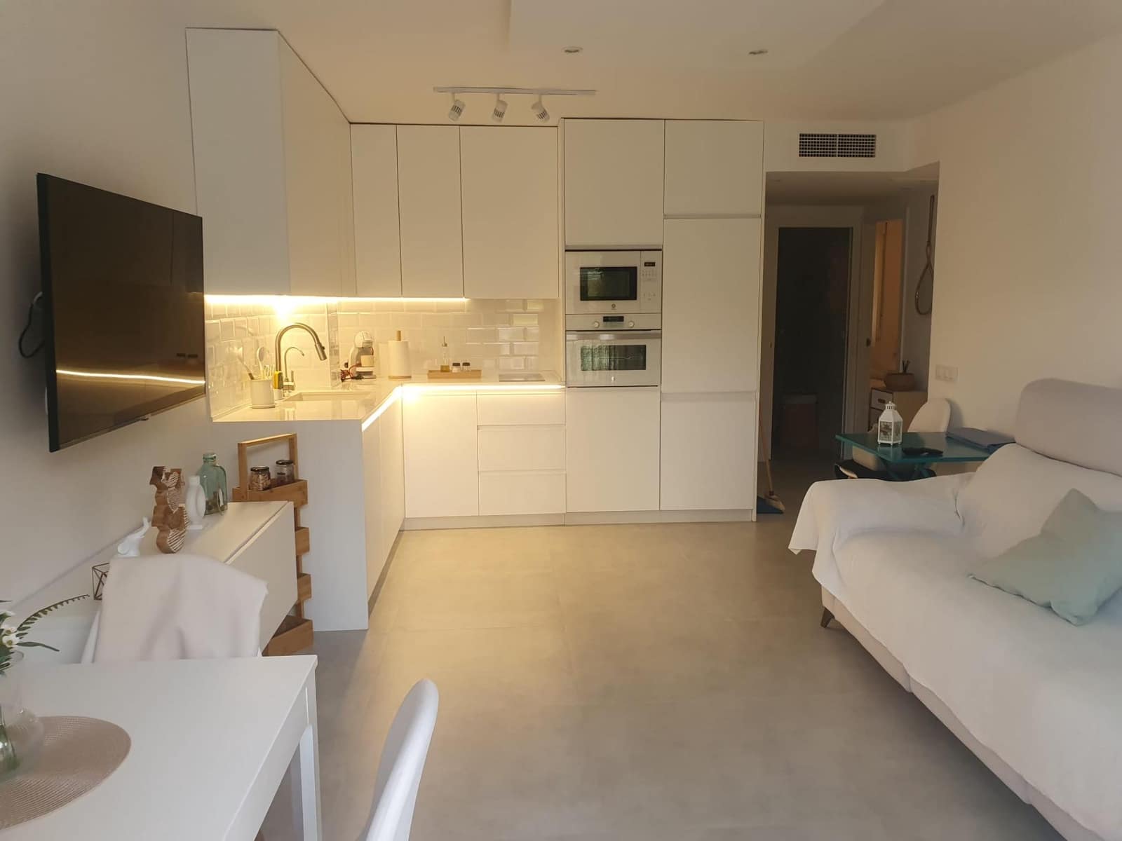 3 bedroom Apartment for sale in Puerto de Mazarron with pool - € 198,000 (Ref: 7863027)