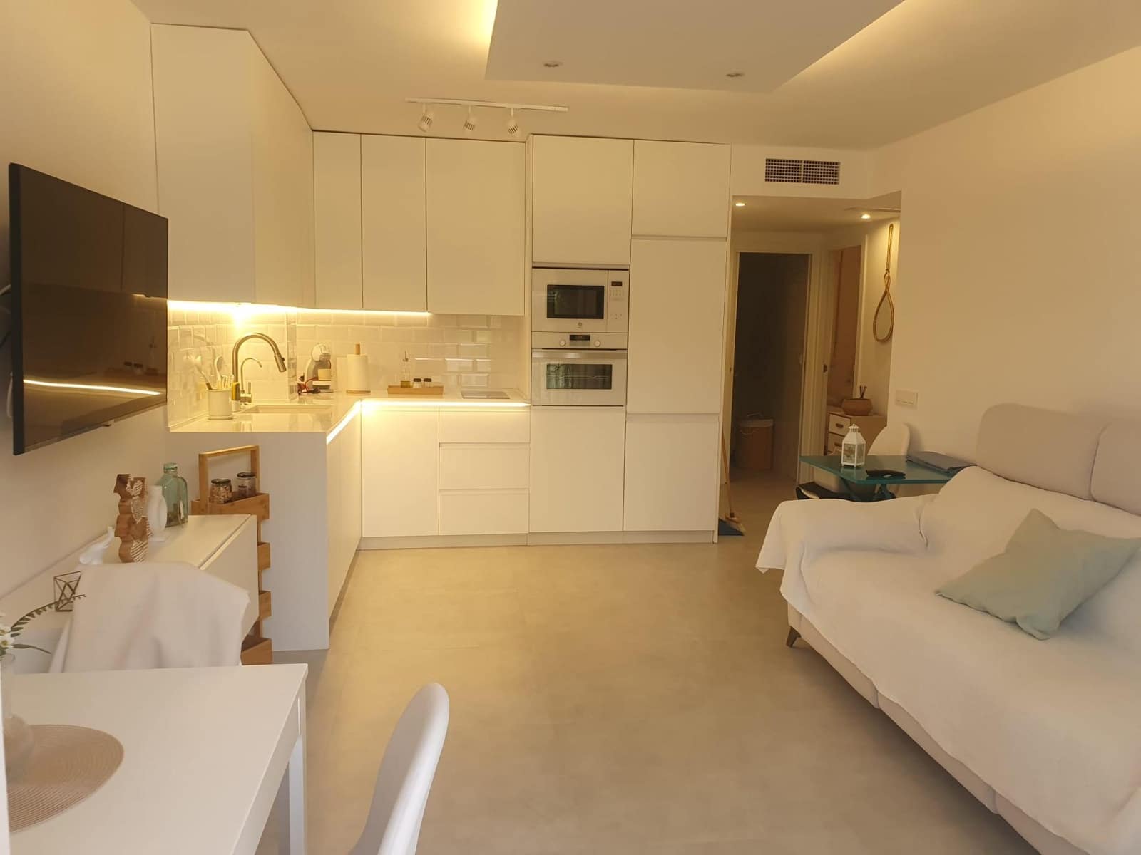 3 bedroom Apartment for sale in Puerto de Mazarron with pool - € 198,000 (Ref: 7863027)
