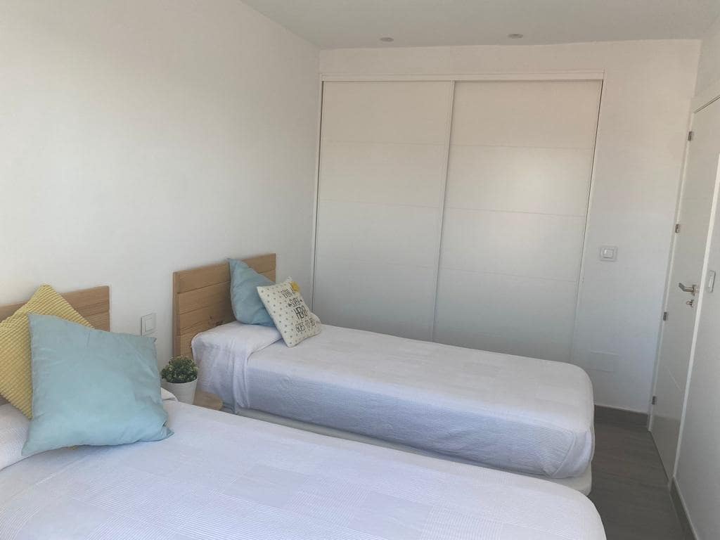 3 soveværelse Penthouse til salg i Puerto de Mazarron med swimmingpool garage - € 270.000 (Ref: 7953480)