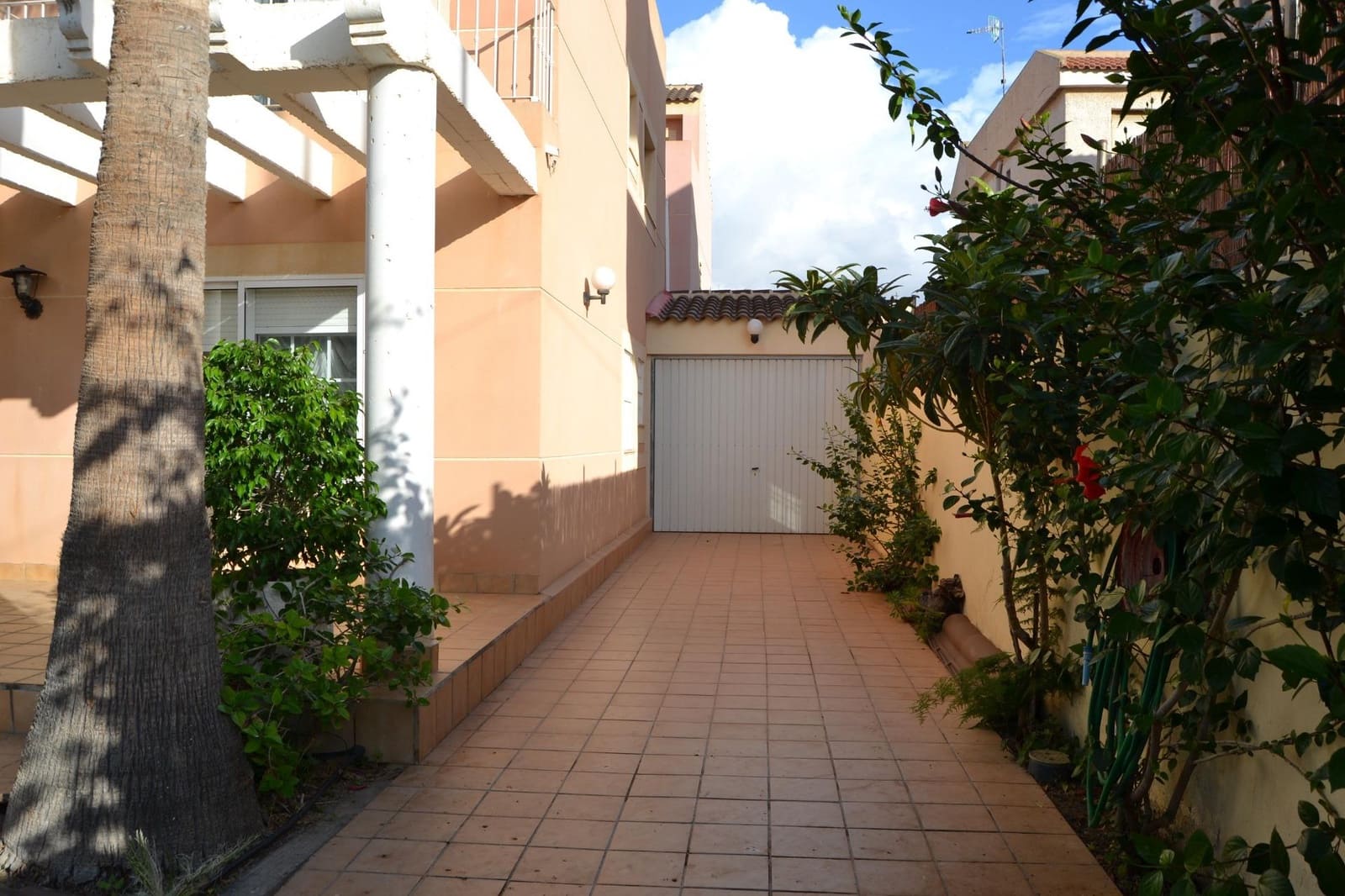 5 soveværelse Villa til salg i Puerto de Mazarron med garage - € 275.000 (Ref: 8129946)