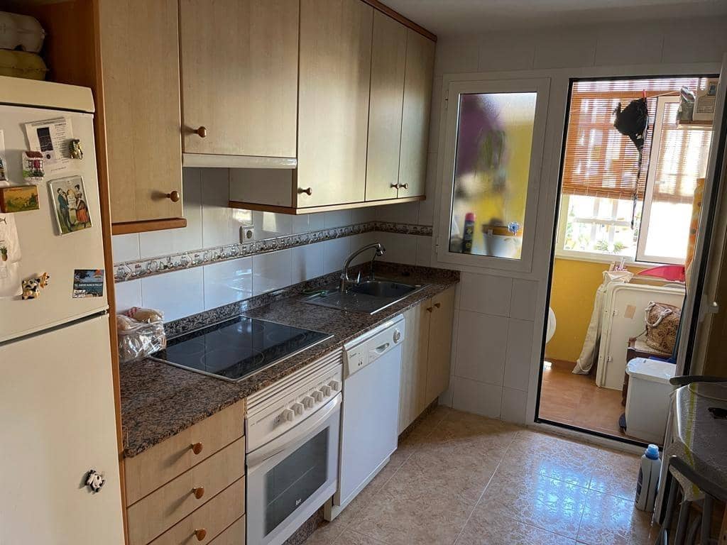 2 bedroom Flat for sale in Puerto de Mazarron with pool - € 155,000 (Ref: 8195424)