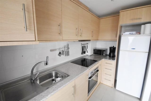 Apartamento de 2 habitaciones en Isla Plana, Cartagena en venta con piscina garaje - 169.900 € (Ref: 8209373)