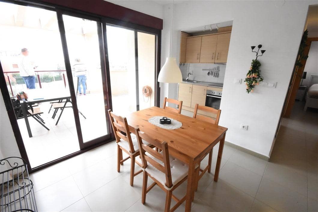 2 soveværelse Lejlighed til salg i Isla Plana med swimmingpool garage - € 169.900 (Ref: 8209373)