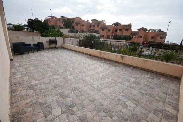 Apartamento de 2 habitaciones en Isla Plana, Cartagena en venta con piscina garaje - 169.900 € (Ref: 8209373)