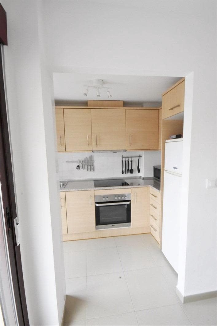 2 soveværelse Lejlighed til salg i Isla Plana med swimmingpool garage - € 169.900 (Ref: 8209373)