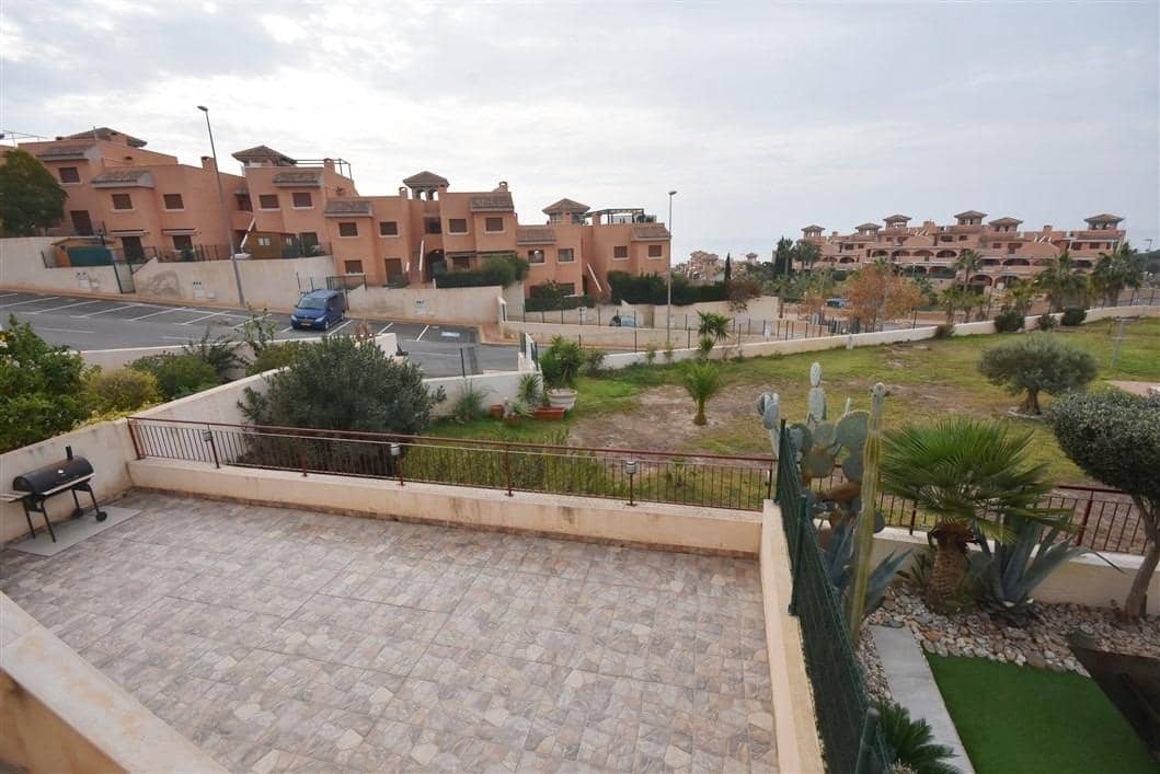 2 soveværelse Lejlighed til salg i Isla Plana med swimmingpool garage - € 169.900 (Ref: 8209373)