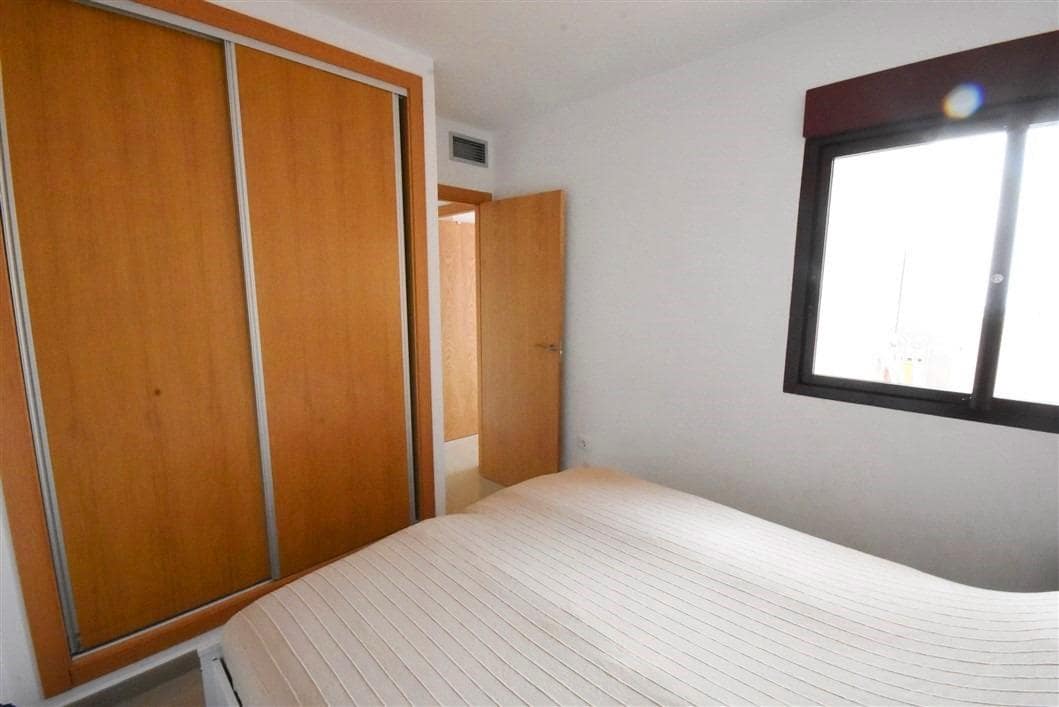 2 soveværelse Lejlighed til salg i Isla Plana med swimmingpool garage - € 169.900 (Ref: 8209373)