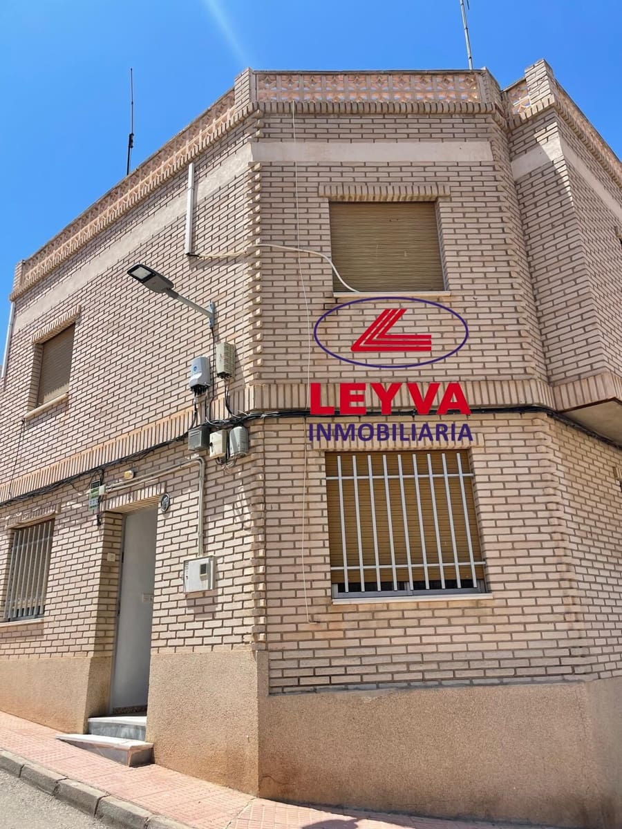 4 bedroom Apartment for sale in Puerto de Mazarron - € 138,000 (Ref: 8405186)