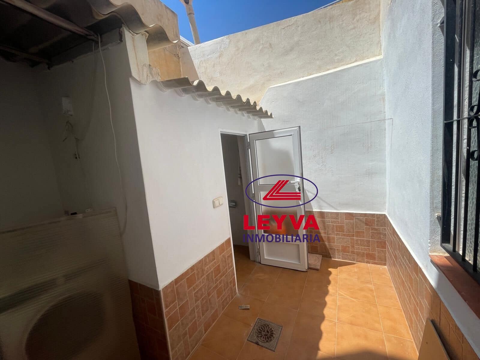 4 bedroom Apartment for sale in Puerto de Mazarron - € 138,000 (Ref: 8405186)