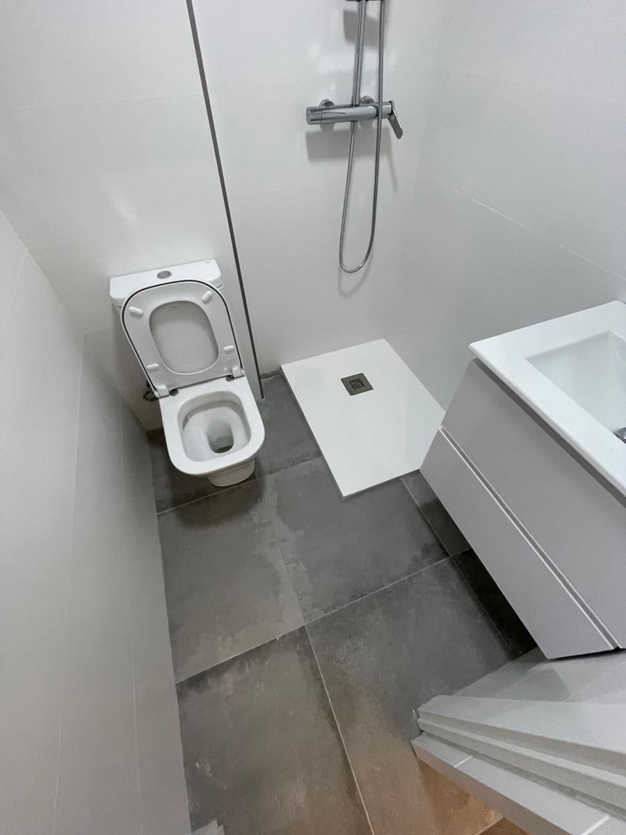 4 bedroom Apartment for sale in Puerto de Mazarron - € 145,000 (Ref: 8737826)