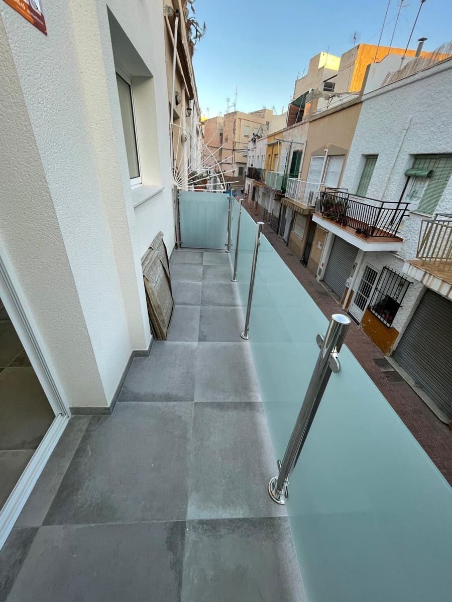 4 bedroom Apartment for sale in Puerto de Mazarron - € 145,000 (Ref: 8737826)