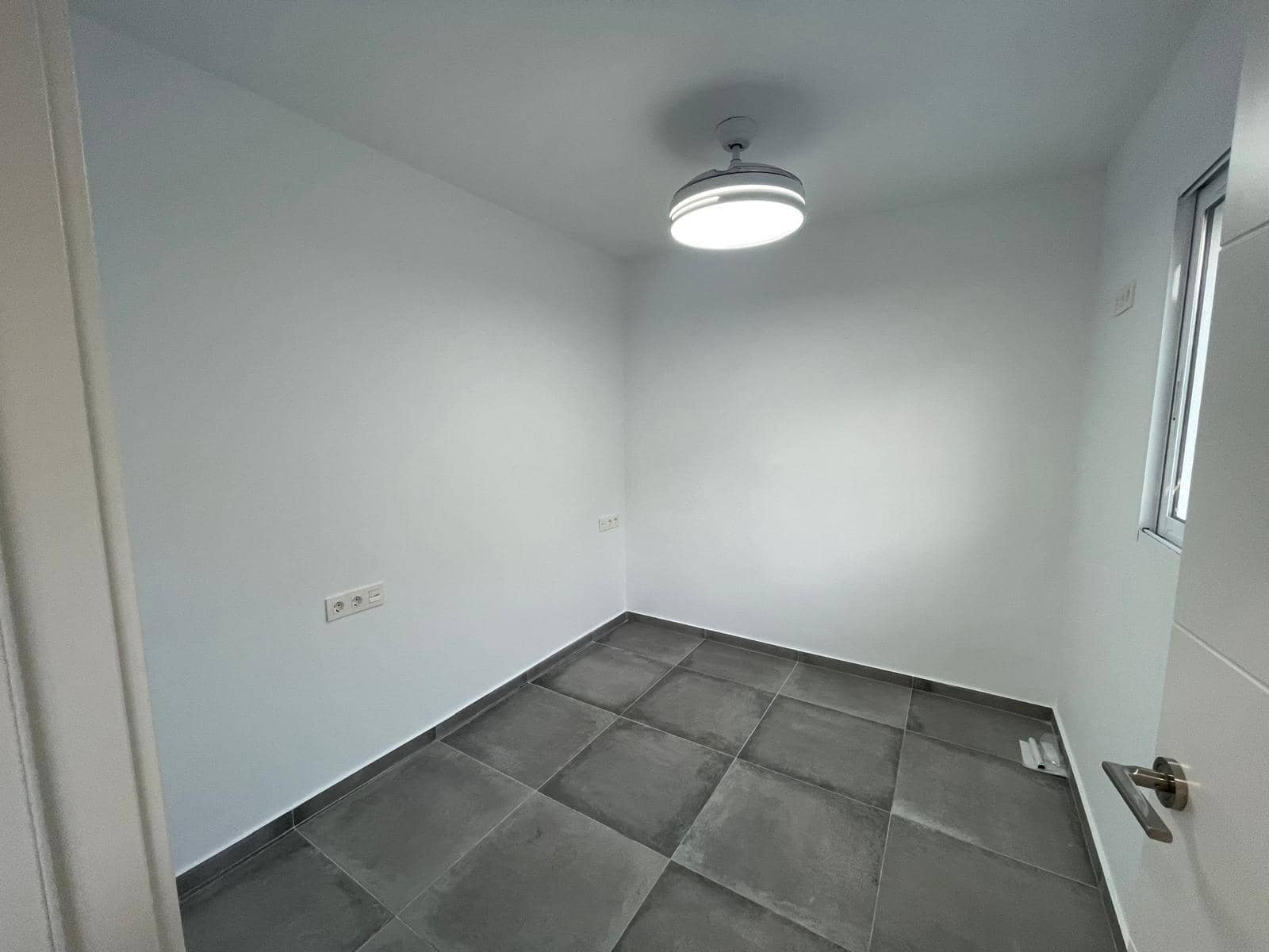 4 bedroom Apartment for sale in Puerto de Mazarron - € 145,000 (Ref: 8737826)