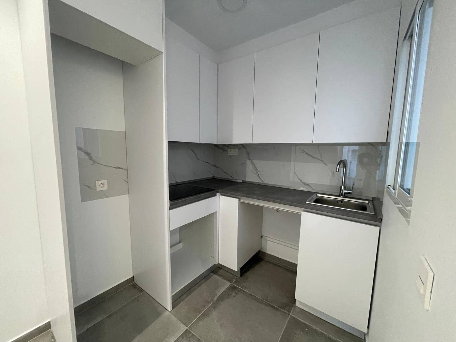 4 bedroom Apartment for sale in Puerto de Mazarron - € 145,000 (Ref: 8737826)