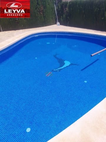 Chalet de 5 habitaciones en Puerto de Mazarron, Mazarrón en venta con piscina garaje - 832.000 € (Ref: 8862716)