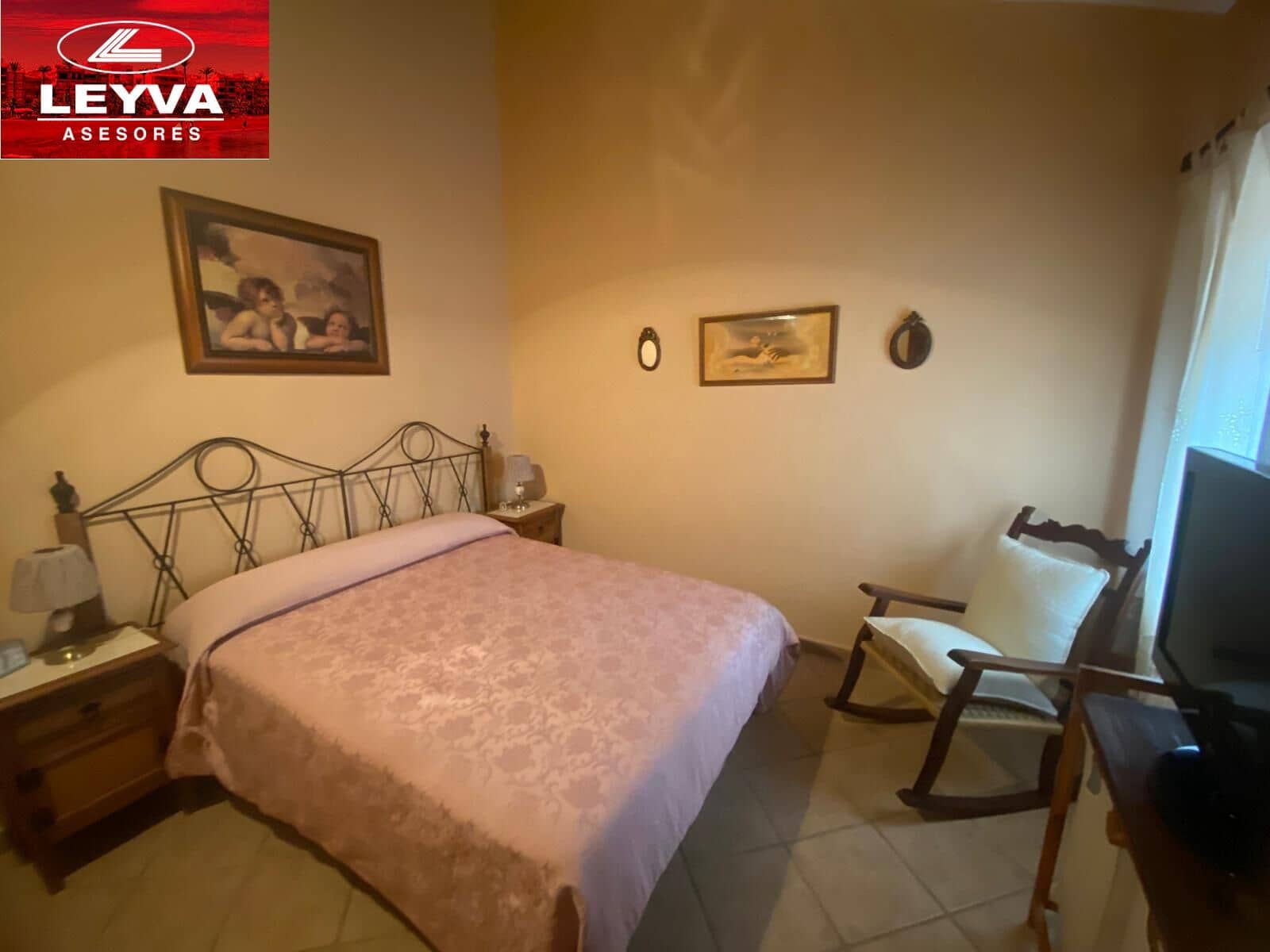 4 sypialnia Finka/Dom wiejski na sprzedaż w Las Palas z basenem garażem - 598 000 € (Ref: 8910967)