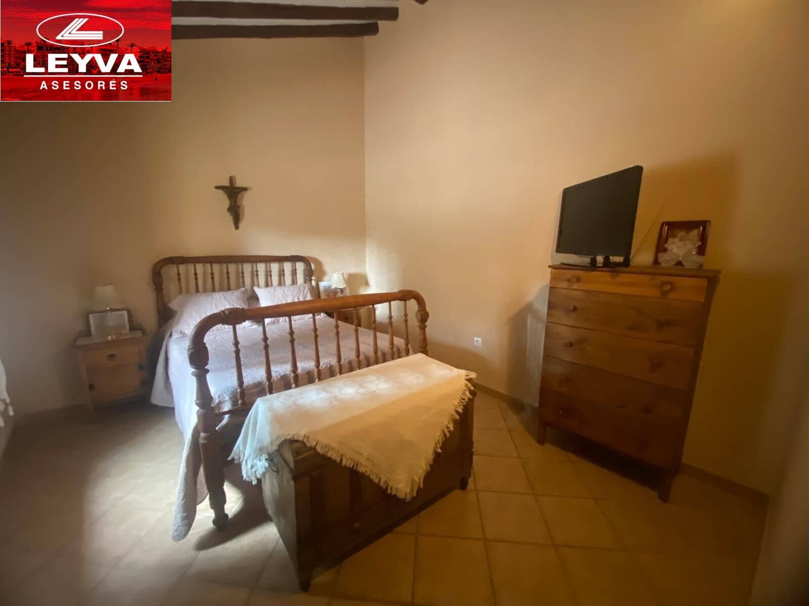 4 sypialnia Finka/Dom wiejski na sprzedaż w Las Palas z basenem garażem - 598 000 € (Ref: 8910967)