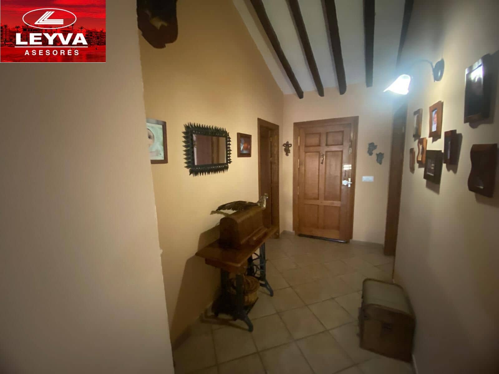 4 sypialnia Finka/Dom wiejski na sprzedaż w Las Palas z basenem garażem - 598 000 € (Ref: 8910967)