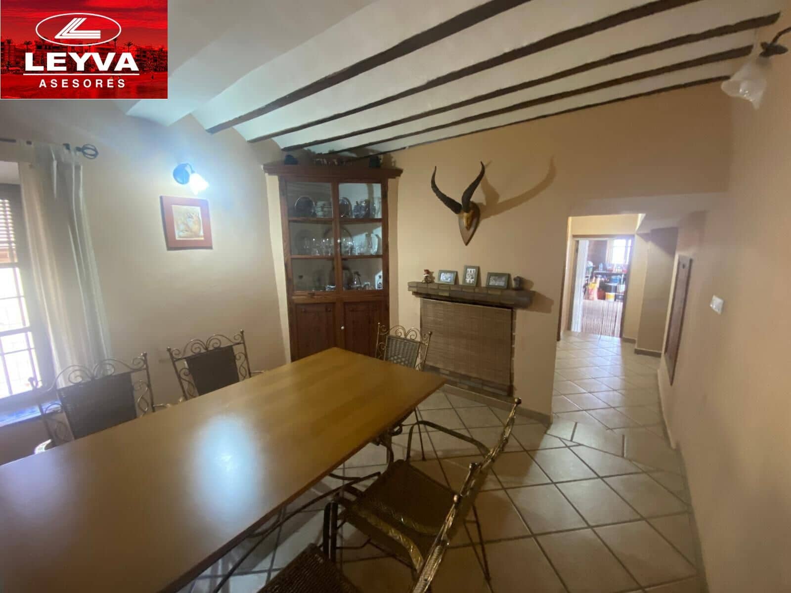 4 sypialnia Finka/Dom wiejski na sprzedaż w Las Palas z basenem garażem - 598 000 € (Ref: 8910967)