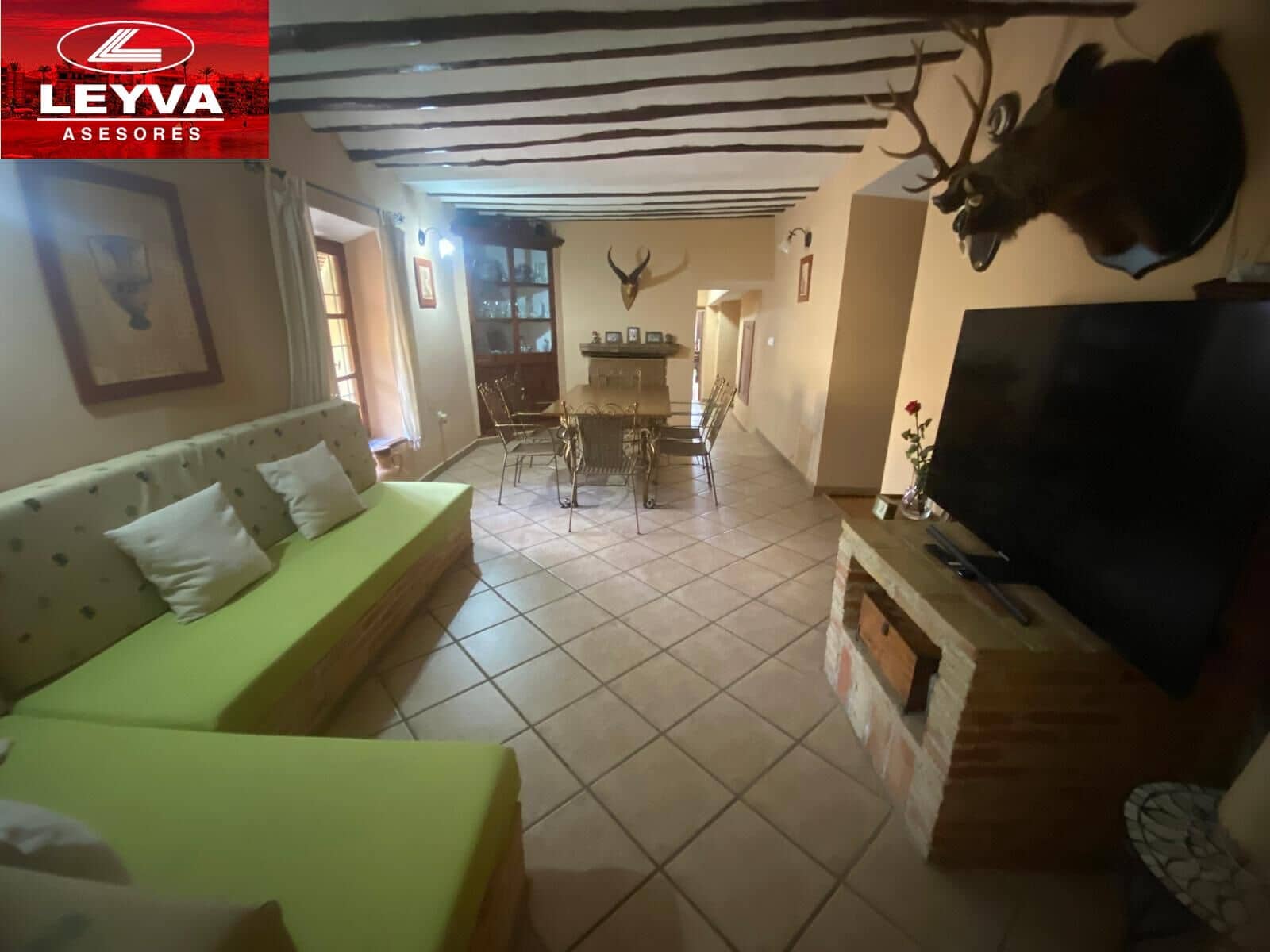 4 sypialnia Finka/Dom wiejski na sprzedaż w Las Palas z basenem garażem - 598 000 € (Ref: 8910967)