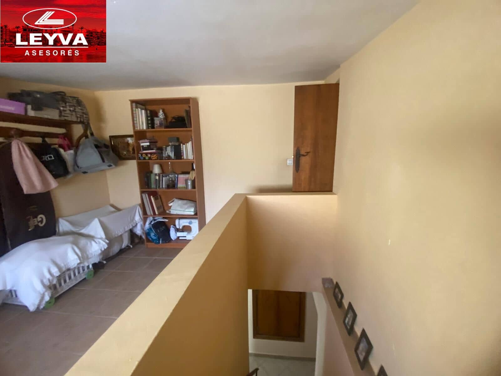 4 sypialnia Finka/Dom wiejski na sprzedaż w Las Palas z basenem garażem - 598 000 € (Ref: 8910967)