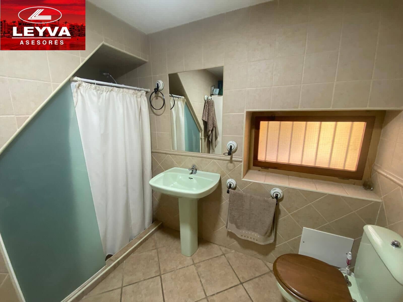 4 sypialnia Finka/Dom wiejski na sprzedaż w Las Palas z basenem garażem - 598 000 € (Ref: 8910967)