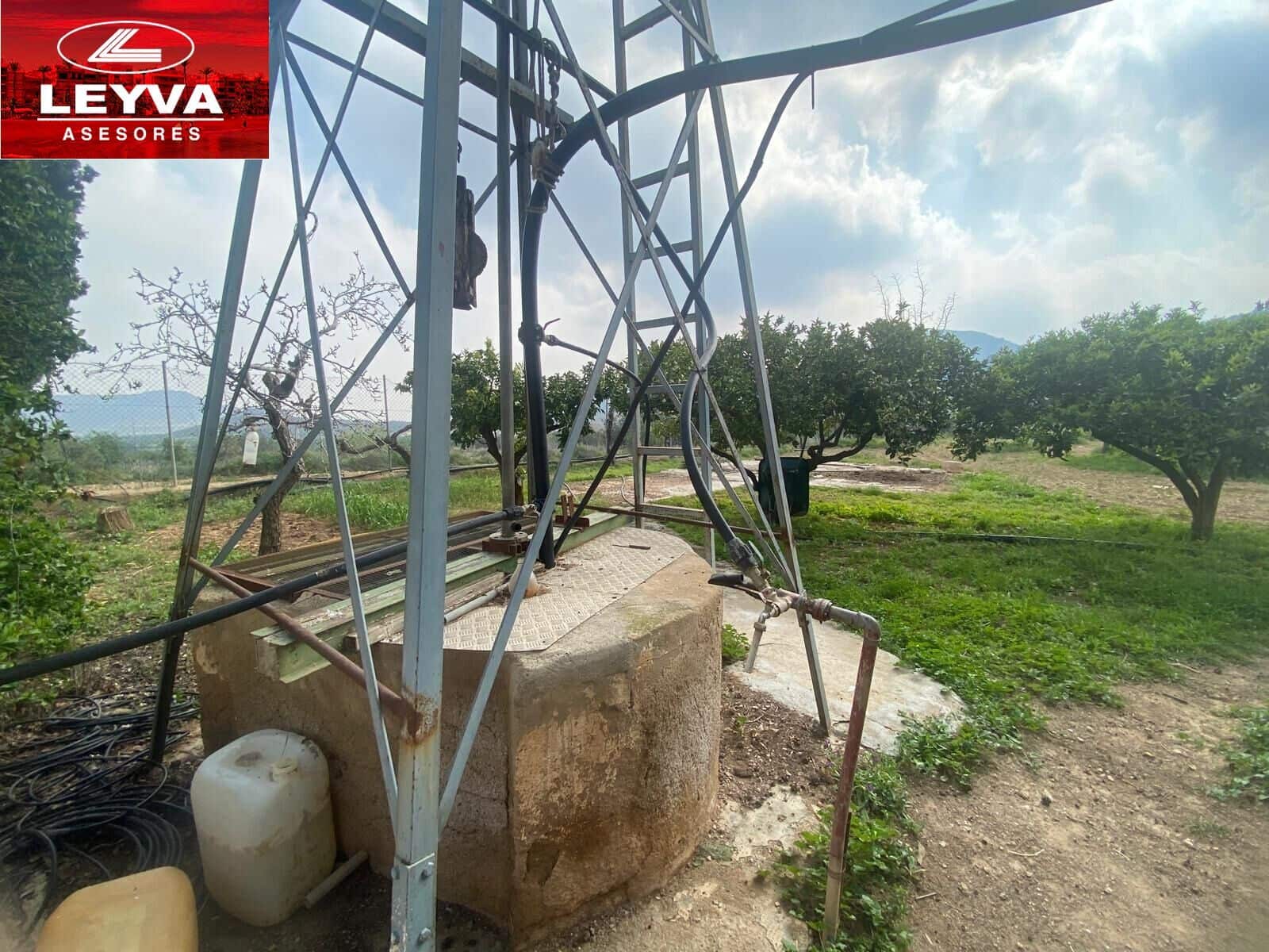 4 sypialnia Finka/Dom wiejski na sprzedaż w Las Palas z basenem garażem - 598 000 € (Ref: 8910967)