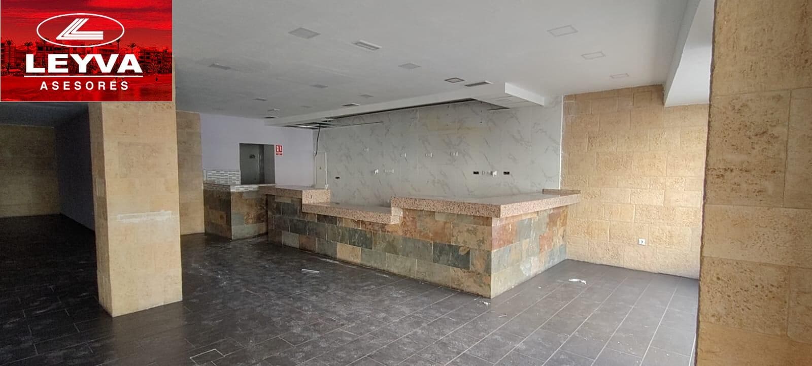 Erhverv til salg i Puerto de Mazarron - € 600.000 (Ref: 8936736)