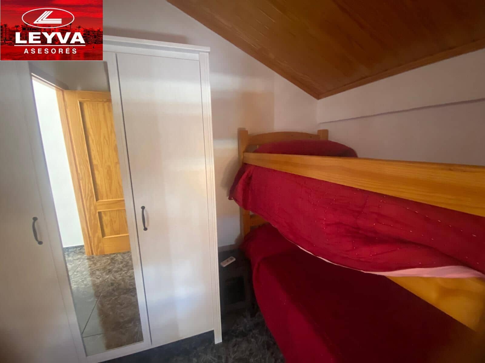 6 soveværelse Villa til salg i Puerto de Mazarron med garage - € 350.000 (Ref: 8957010)