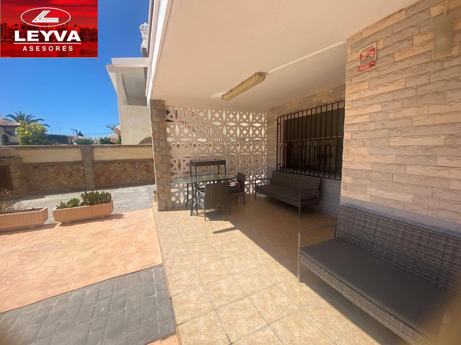 6 soveværelse Villa til salg i Puerto de Mazarron med garage - € 350.000 (Ref: 8957010)