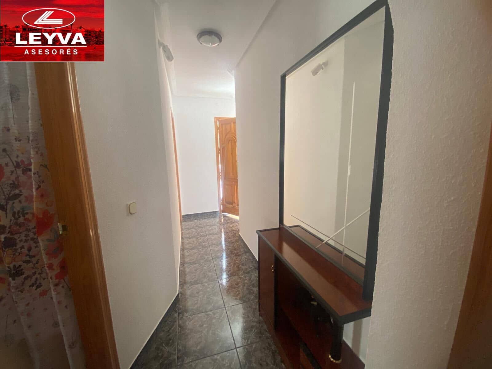 6 soveværelse Villa til salg i Puerto de Mazarron med garage - € 350.000 (Ref: 8957010)