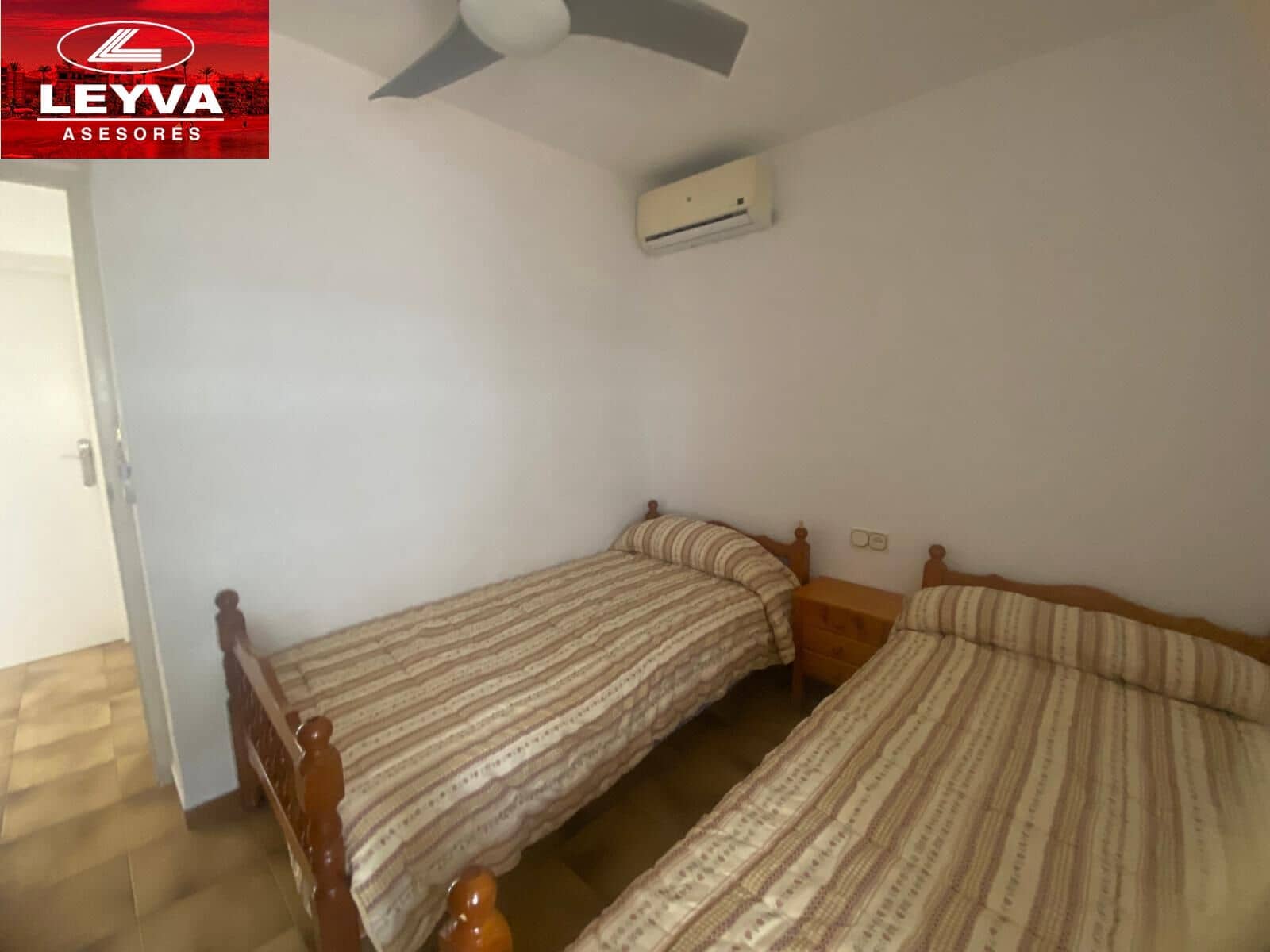 6 soveværelse Villa til salg i Puerto de Mazarron med garage - € 350.000 (Ref: 8957010)