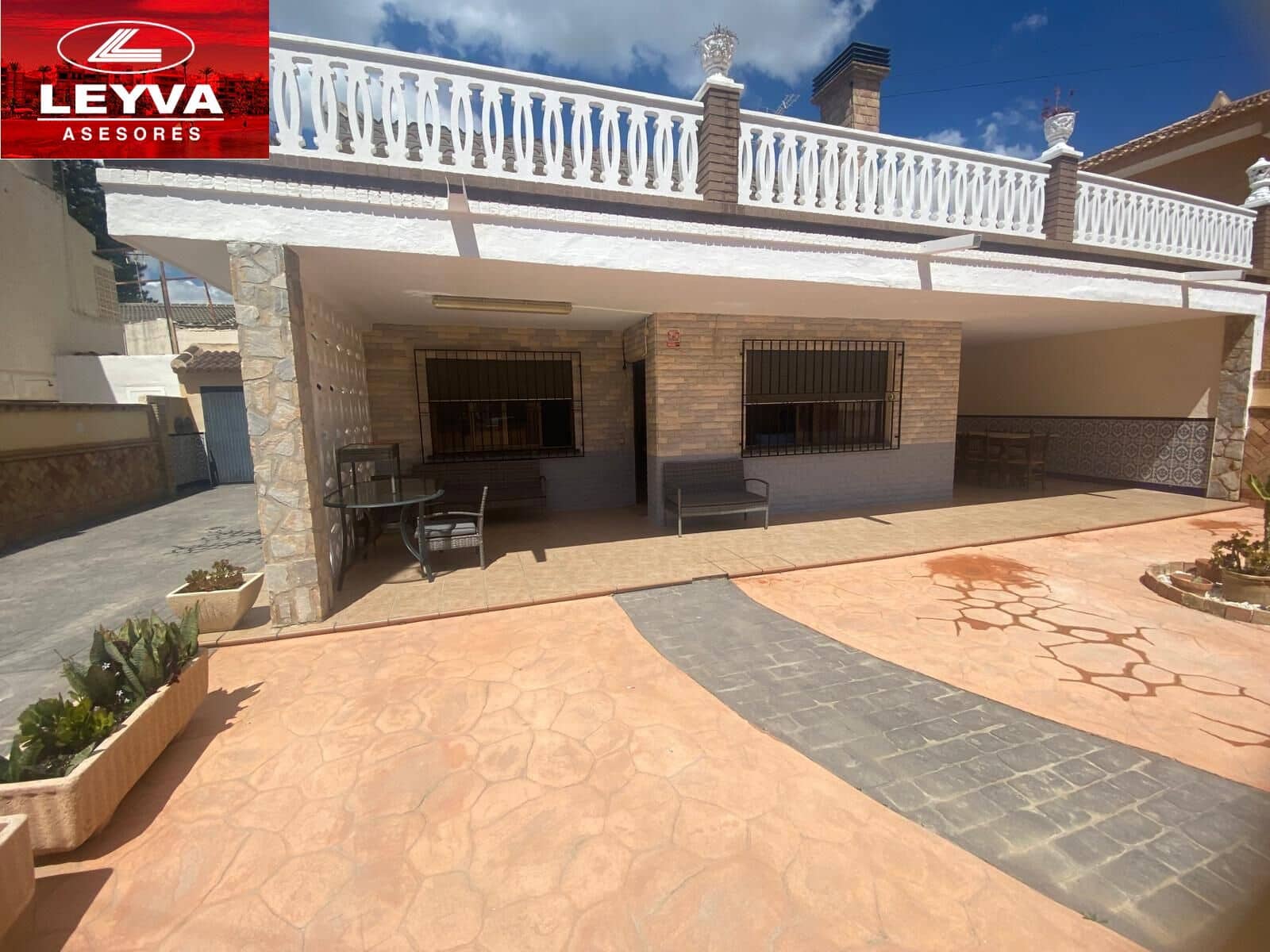 6 soveværelse Villa til salg i Puerto de Mazarron med garage - € 350.000 (Ref: 8957010)