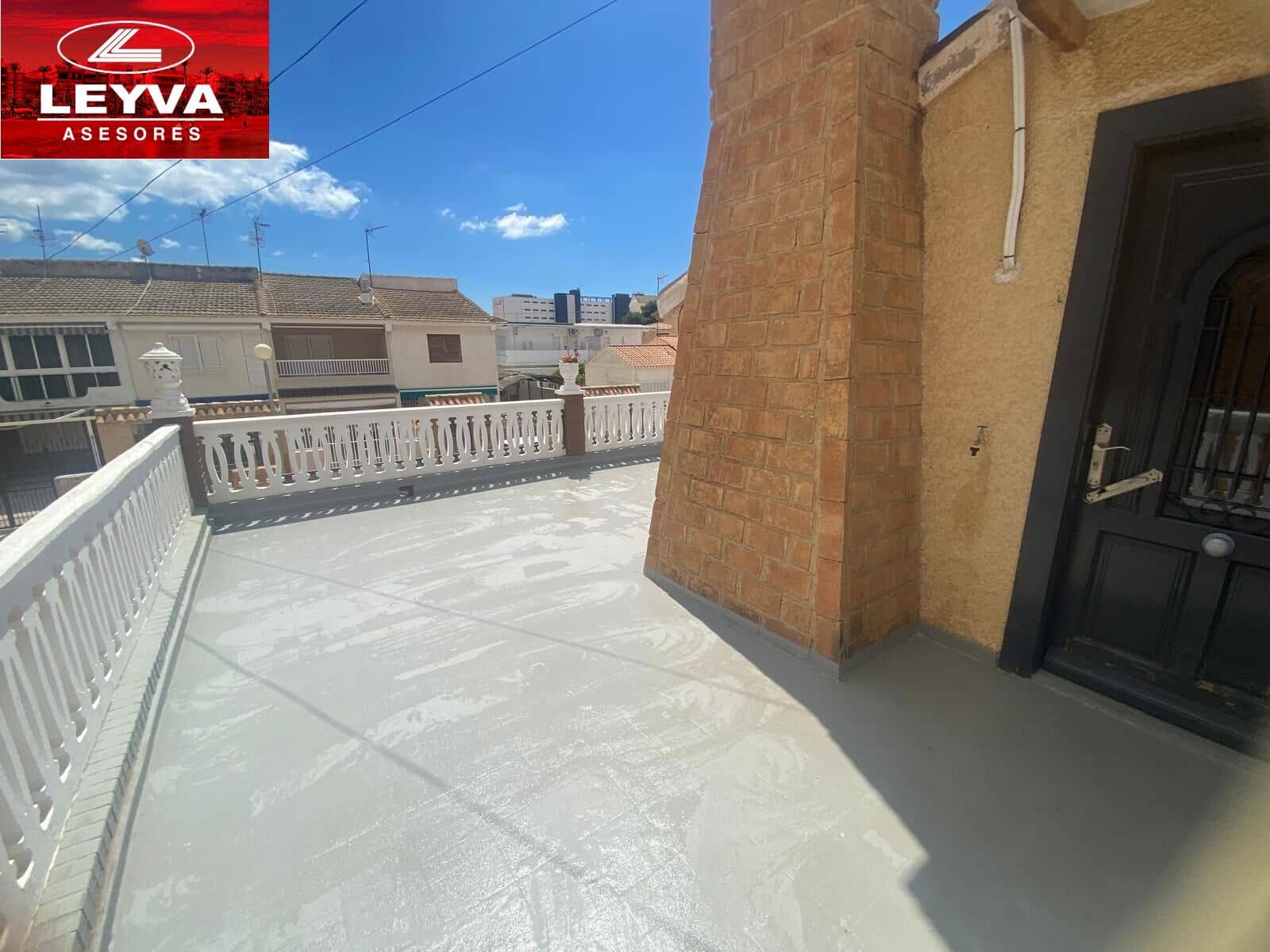 6 soveværelse Villa til salg i Puerto de Mazarron med garage - € 350.000 (Ref: 8957010)