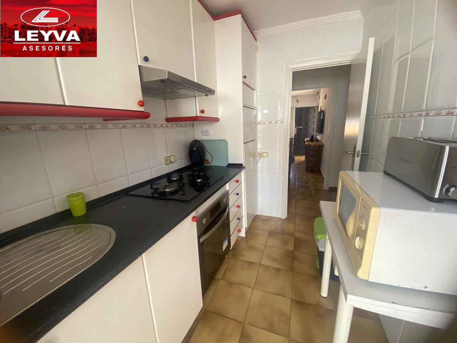 6 soveværelse Villa til salg i Puerto de Mazarron med garage - € 350.000 (Ref: 8957010)