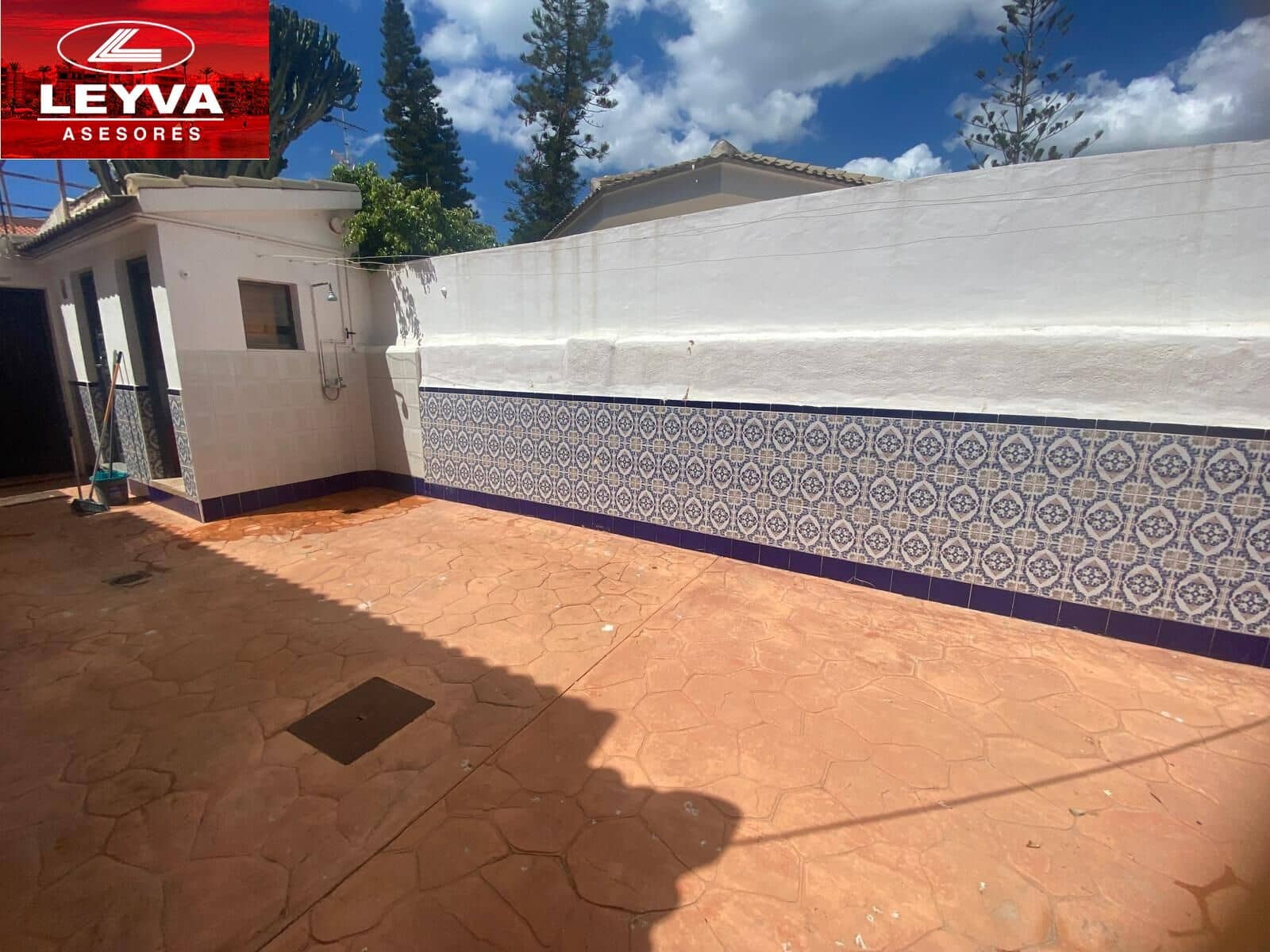 6 soveværelse Villa til salg i Puerto de Mazarron med garage - € 350.000 (Ref: 8957010)