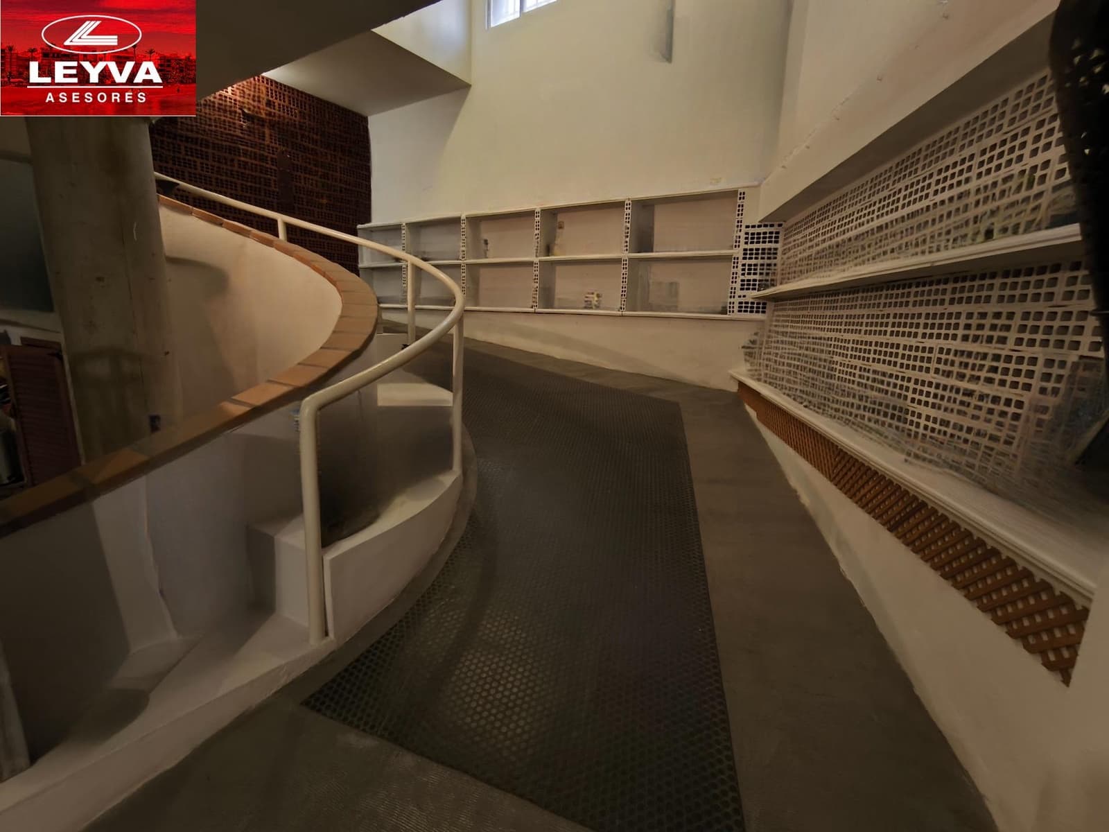 Apartment for sale in Puerto de Mazarron - € 203,000 (Ref: 8968108)