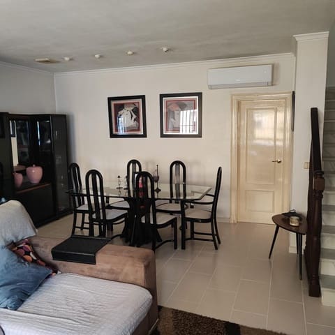 4 makuuhuone Huvila myytävänä paikassa Puerto de Mazarron, Mazarrón mukana 
autotalli - 197 000 € (Ref: 8970253)