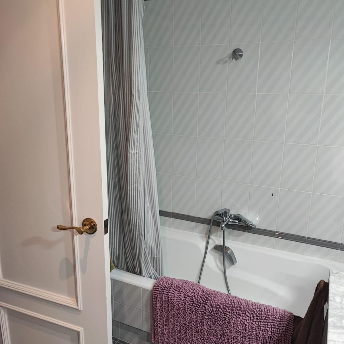 4 bedroom Villa for sale in Puerto de Mazarron with garage - € 197,000 (Ref: 8970253)